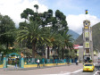 Uhrenturm am "Parque Central" in Ba�os